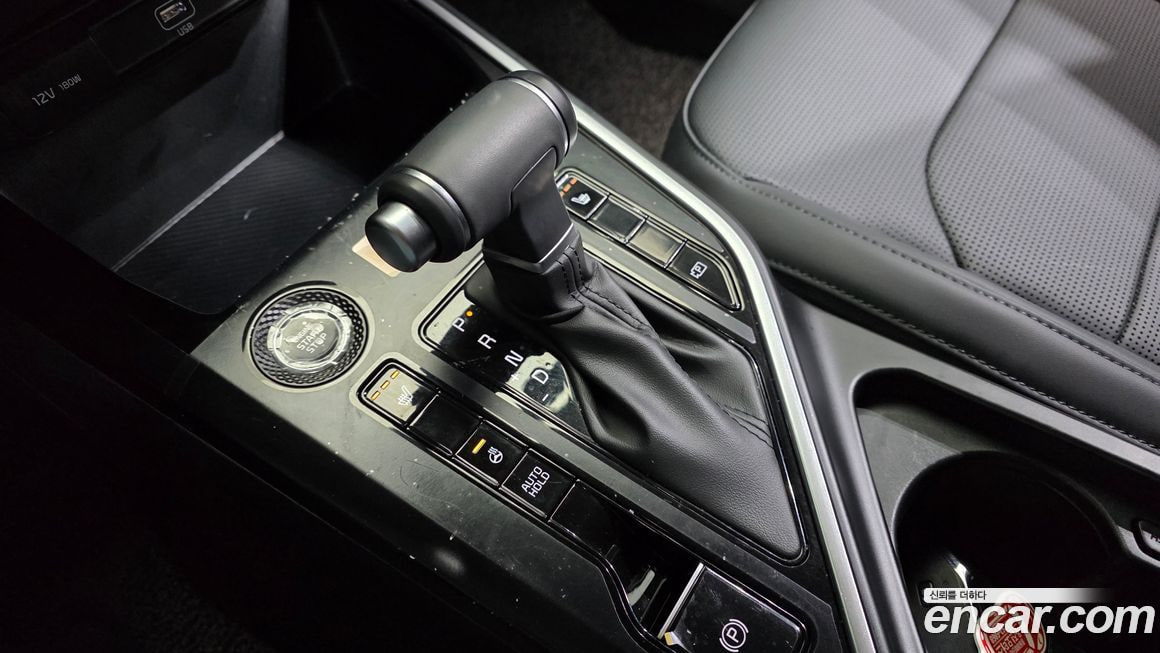 Kia Niro — фото 10