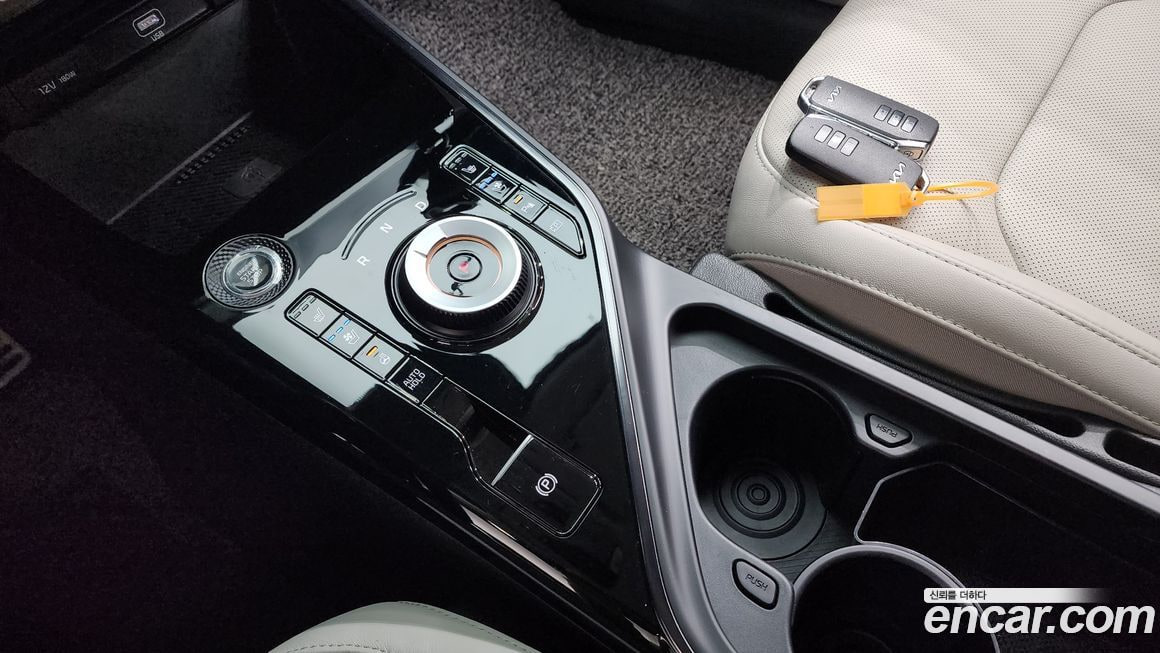 Kia Niro — фото 10