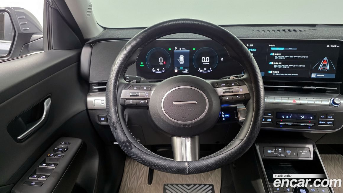 Hyundai Kona — фото 9