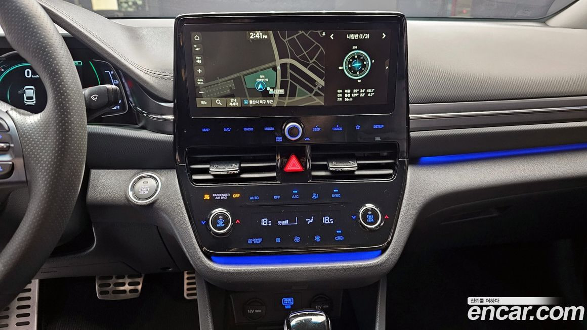 Hyundai Ioniq — фото 8