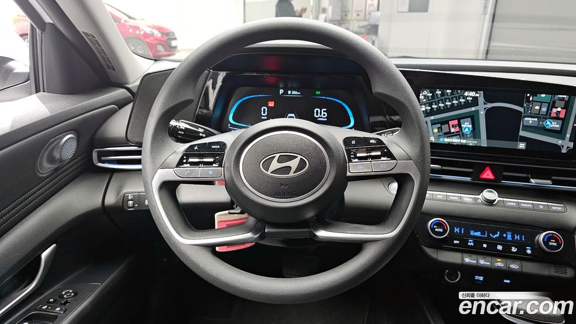 Hyundai AVANTE — фото 10
