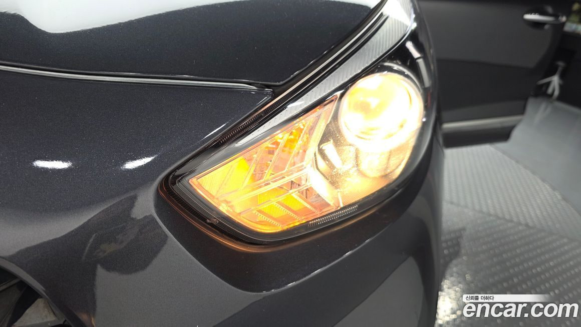 Kia Niro — фото 10