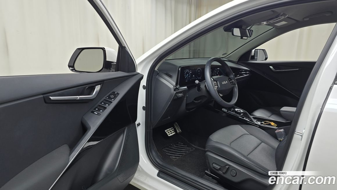Kia Niro — фото 3