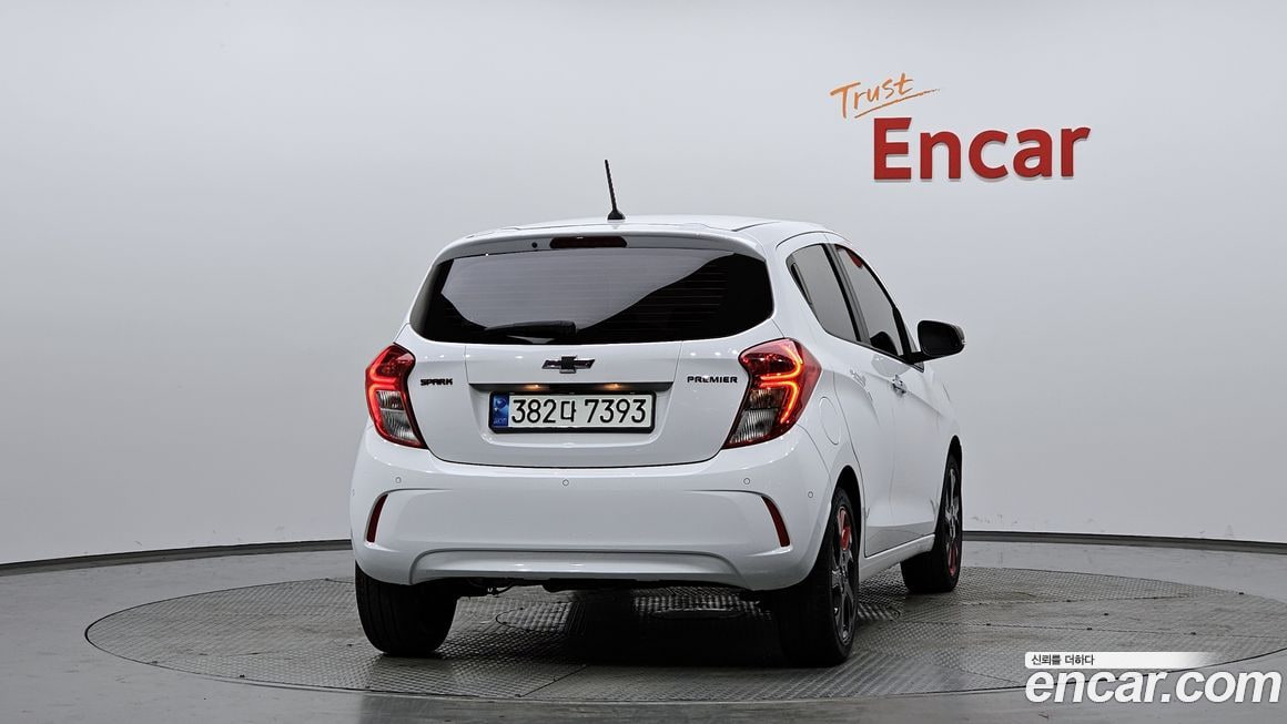 Chevrolet Spark — фото 2
