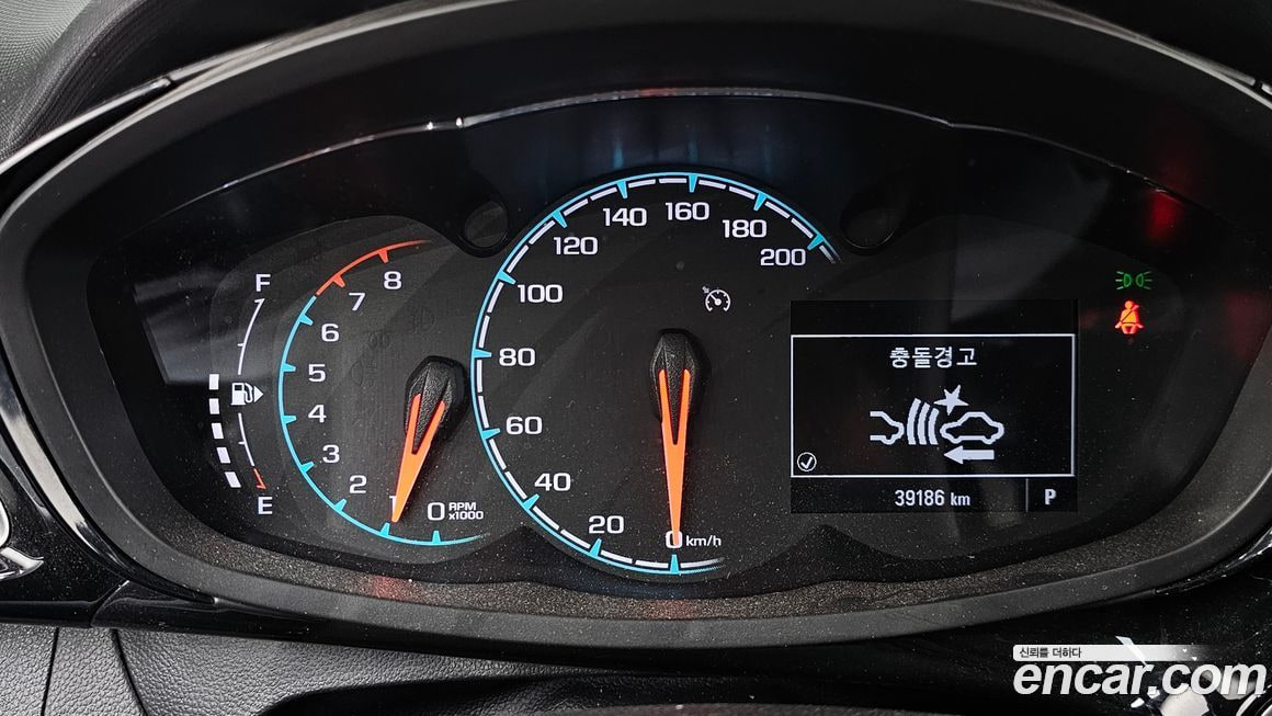 Chevrolet Spark — фото 14