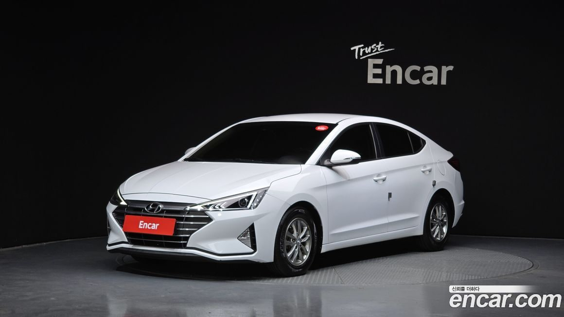 Hyundai AVANTE — фото 15