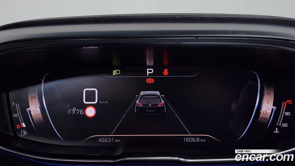 Peugeot 5008 — фото 14
