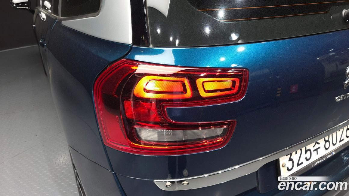 Citroen-DS C4 SpaceTourer — фото 10