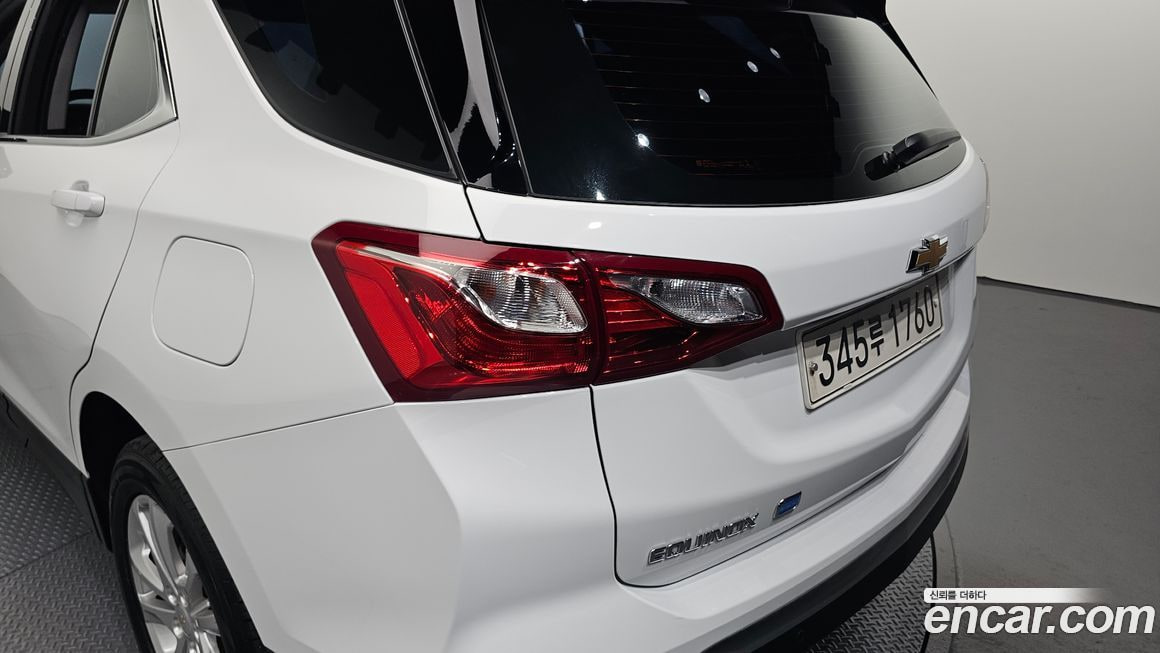 Chevrolet Equinox — фото 11