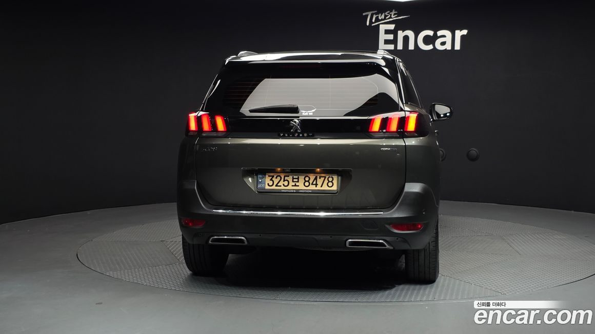 Peugeot 5008 — фото 6