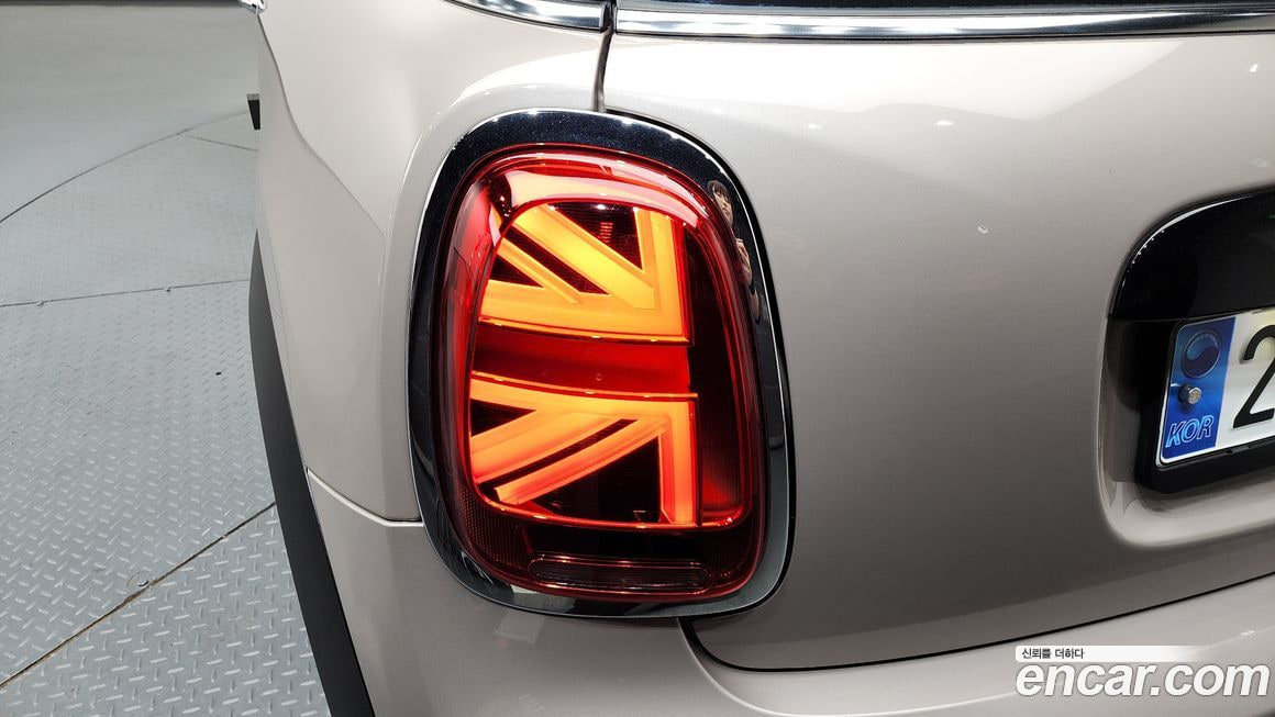 Mini Cooper — фото 10