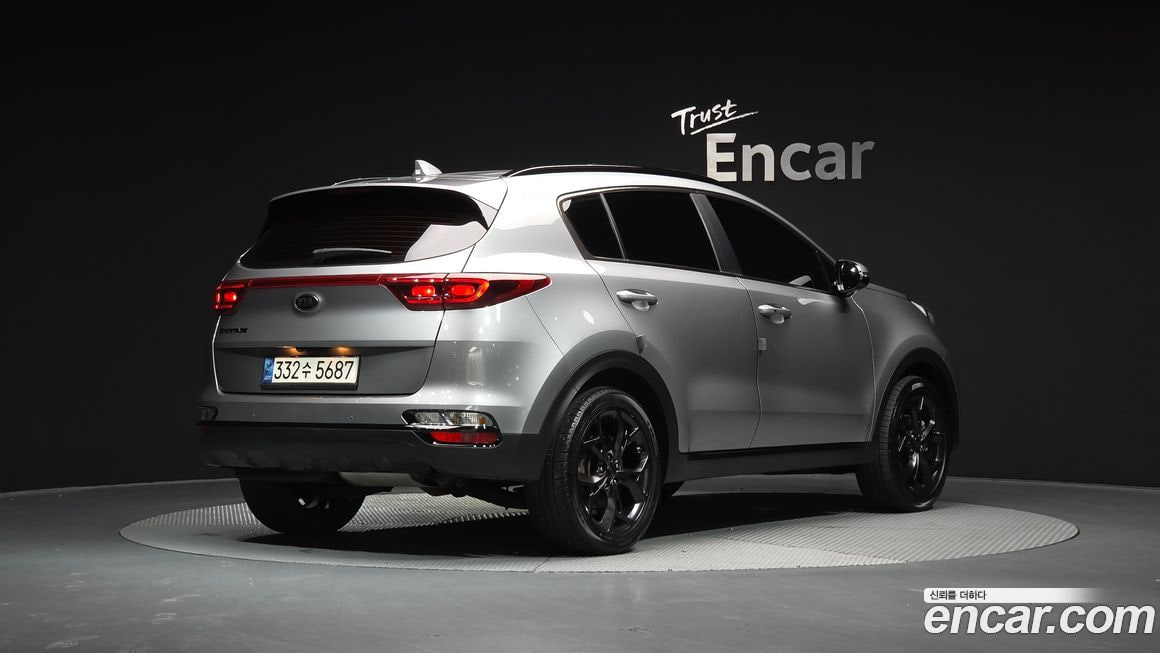 Kia Sportage — фото 1