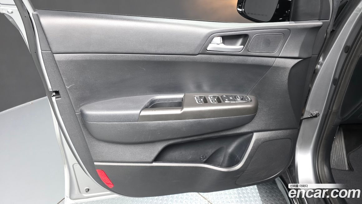 Kia Sportage — фото 6