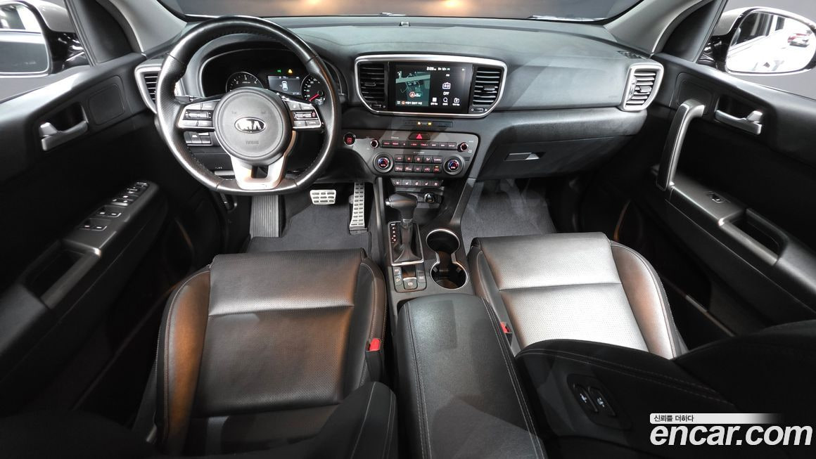 Kia Sportage — фото 10