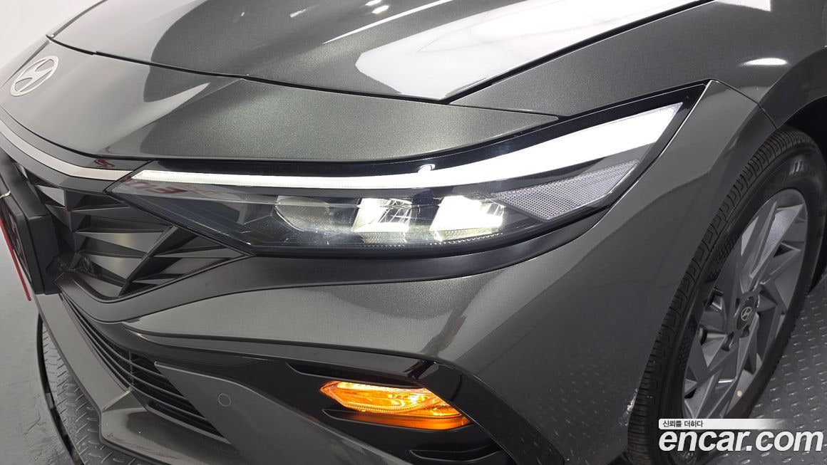 Hyundai AVANTE — фото 8