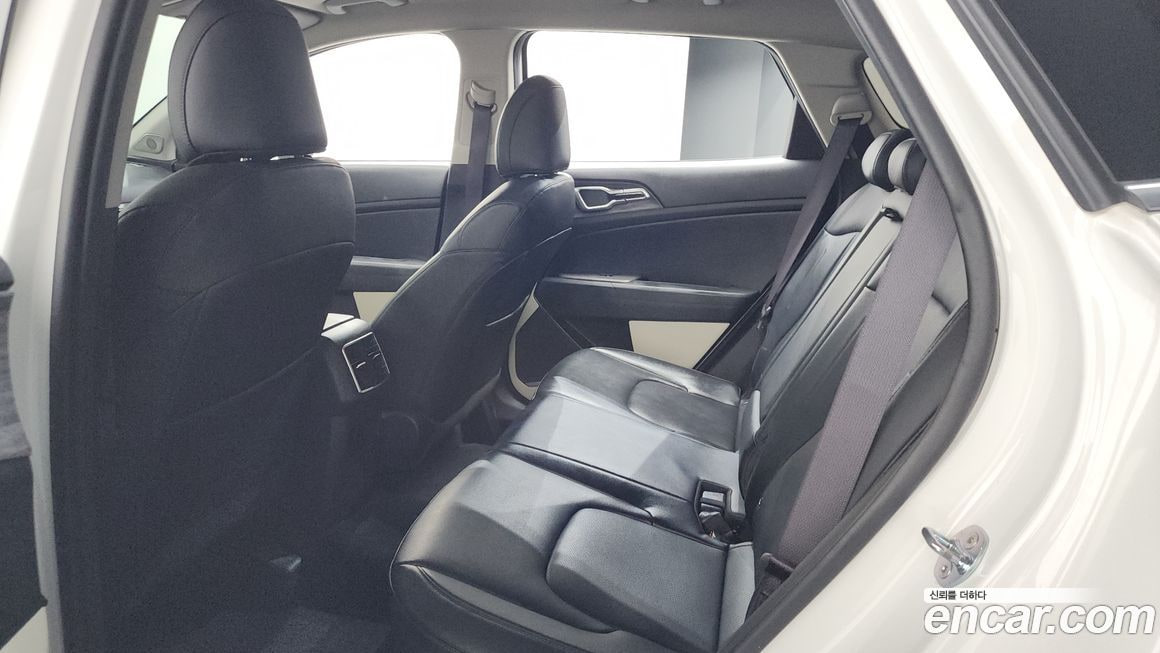 Kia Sportage — фото 8