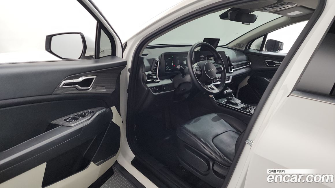 Kia Sportage — фото 13