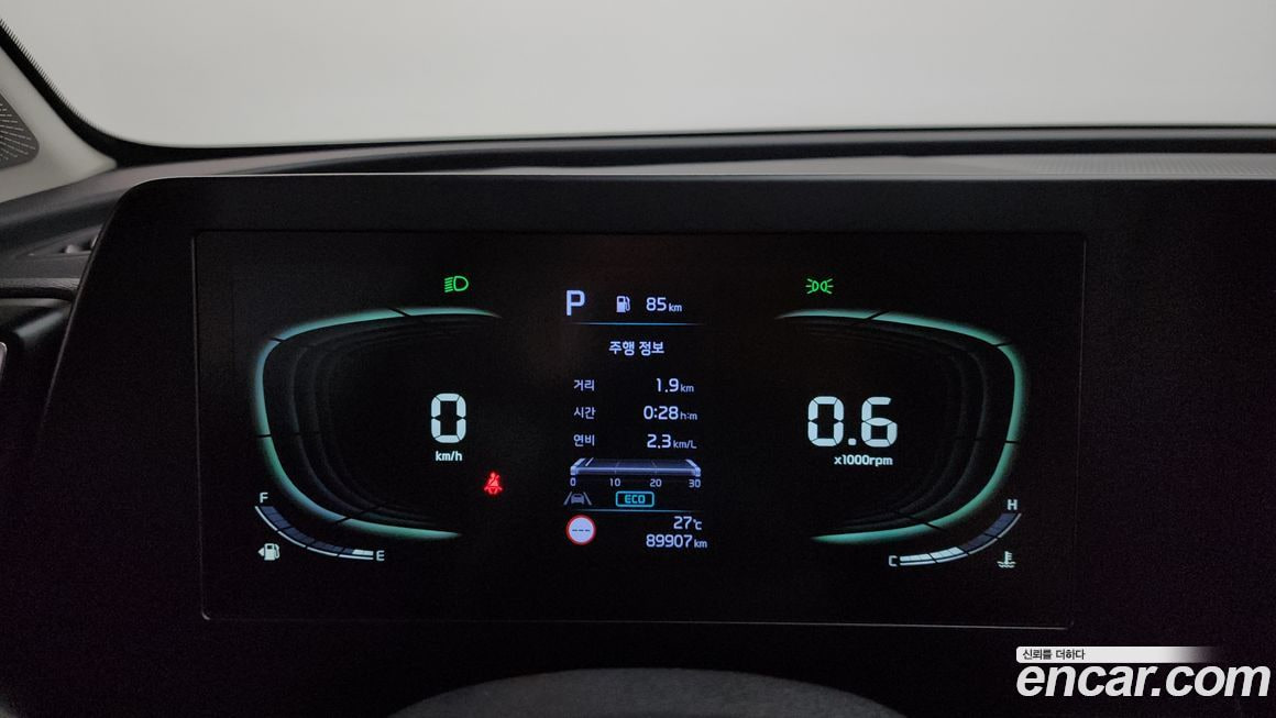 Kia Sportage — фото 15