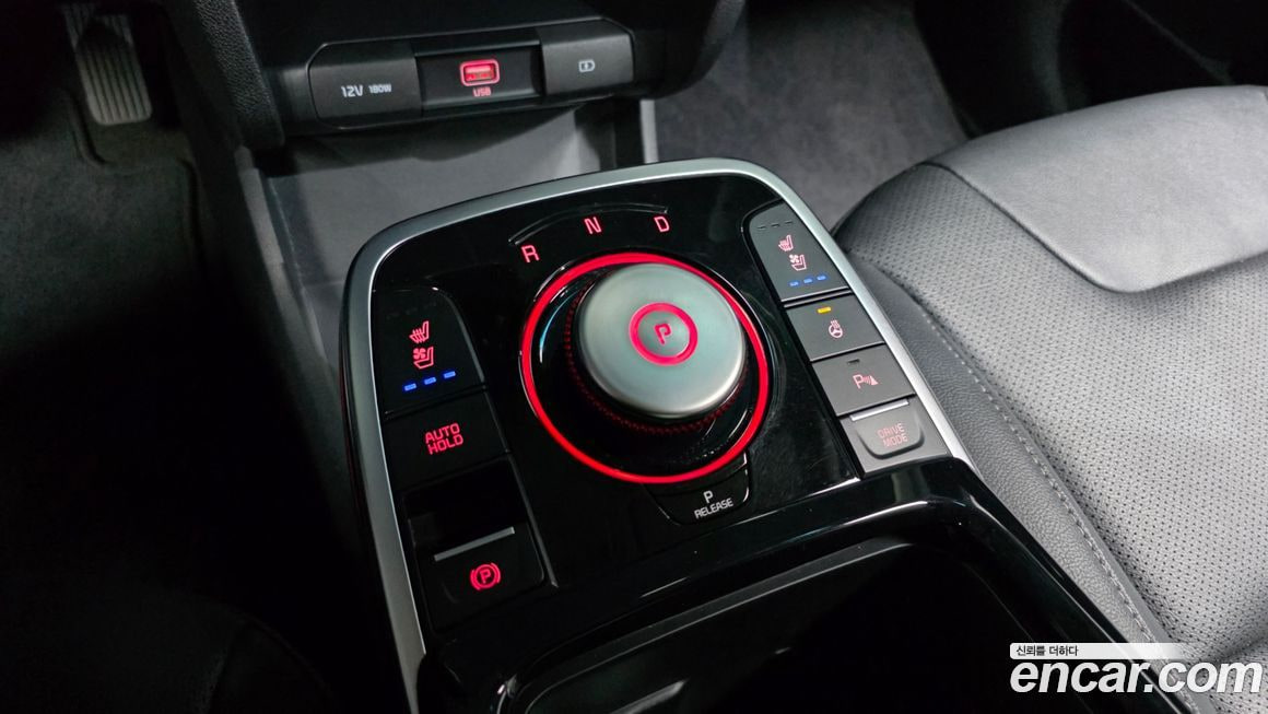 Kia Niro — фото 13