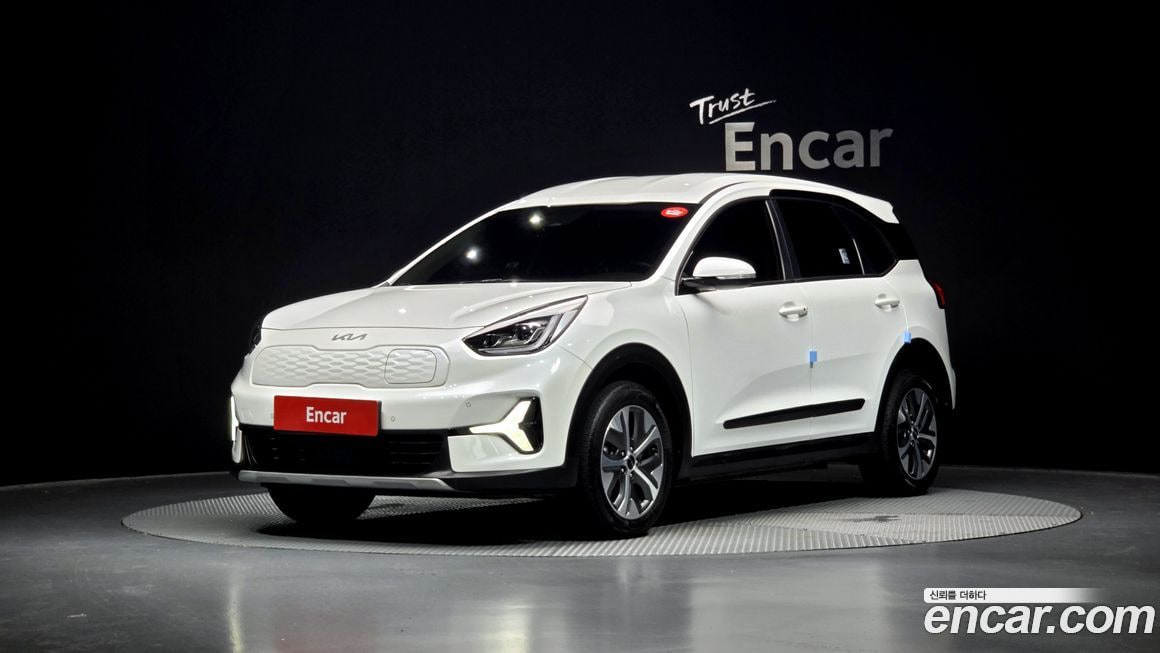 Kia Niro — фото 15