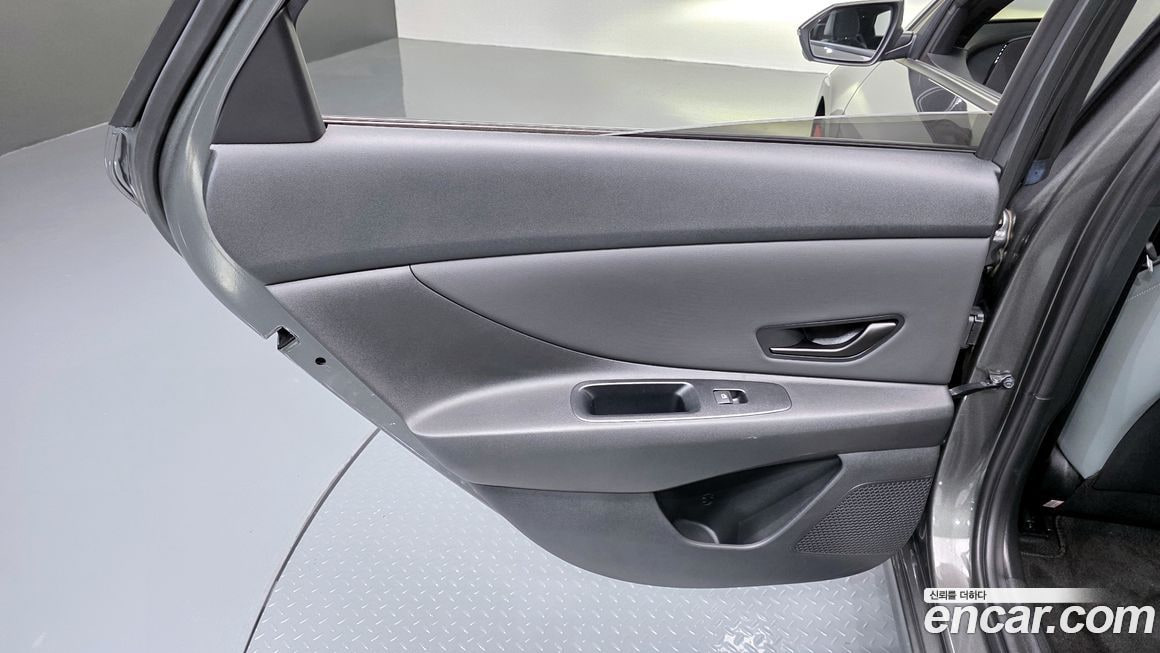 Hyundai AVANTE — фото 7