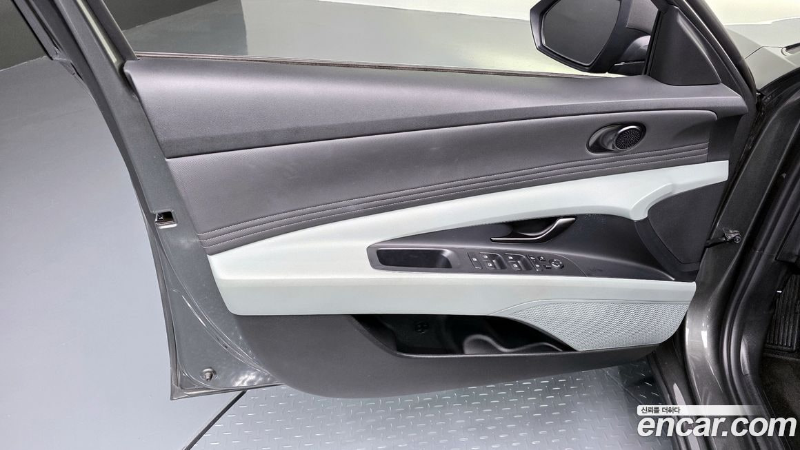 Hyundai AVANTE — фото 9