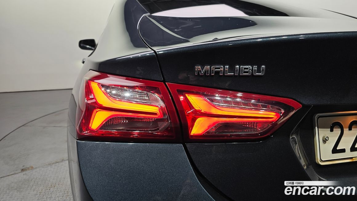 Chevrolet Malibu — фото 10