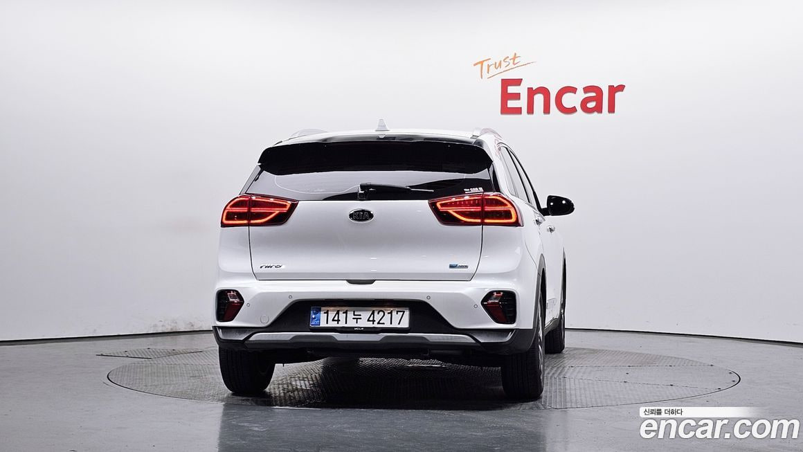 Kia Niro — фото 4