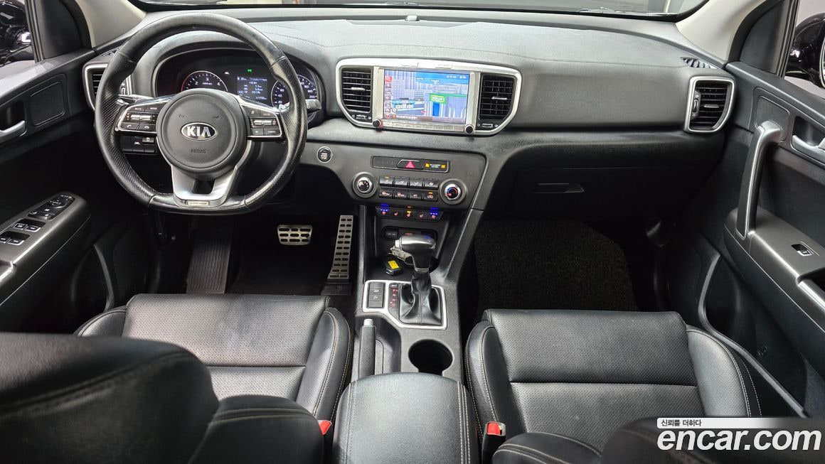 Kia Sportage — фото 11