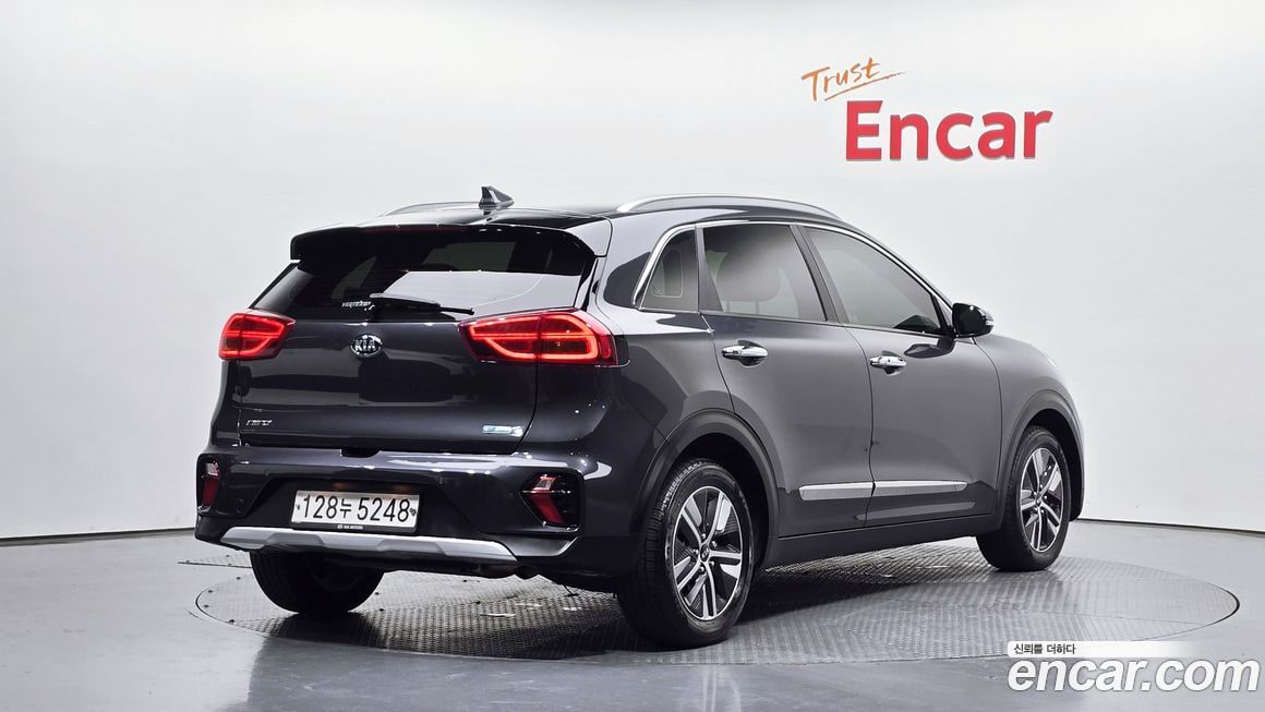 Kia Niro — фото 3