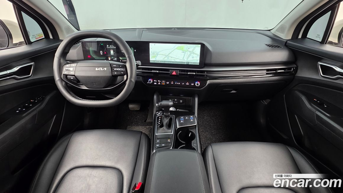Kia Sportage — фото 8
