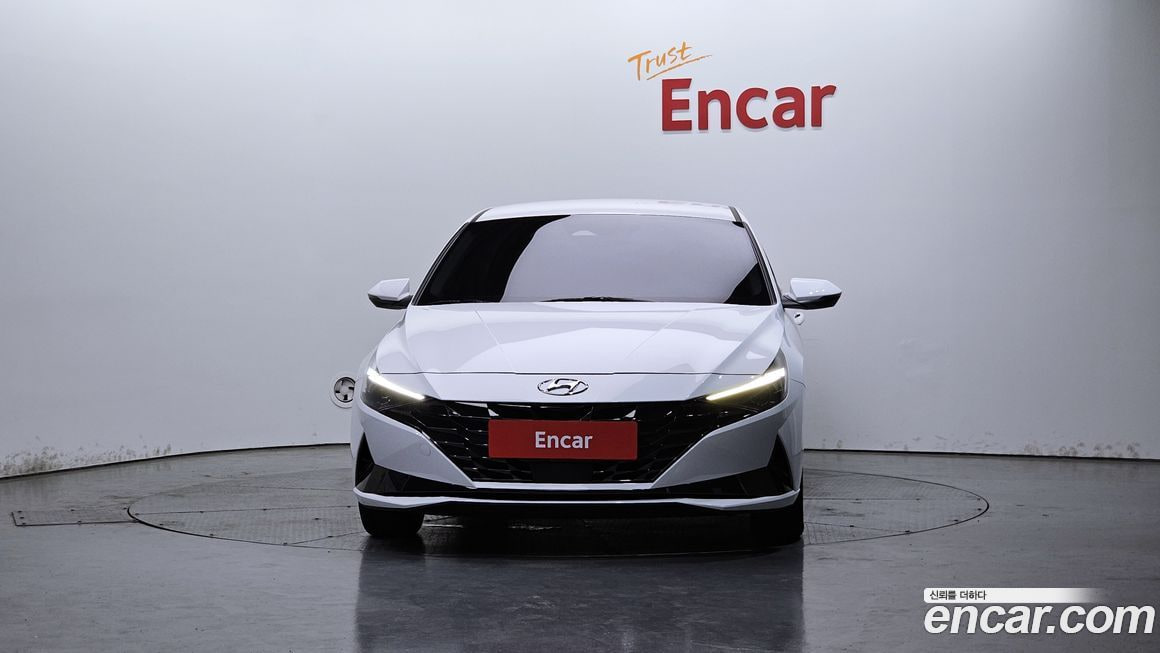 Hyundai AVANTE — фото 2