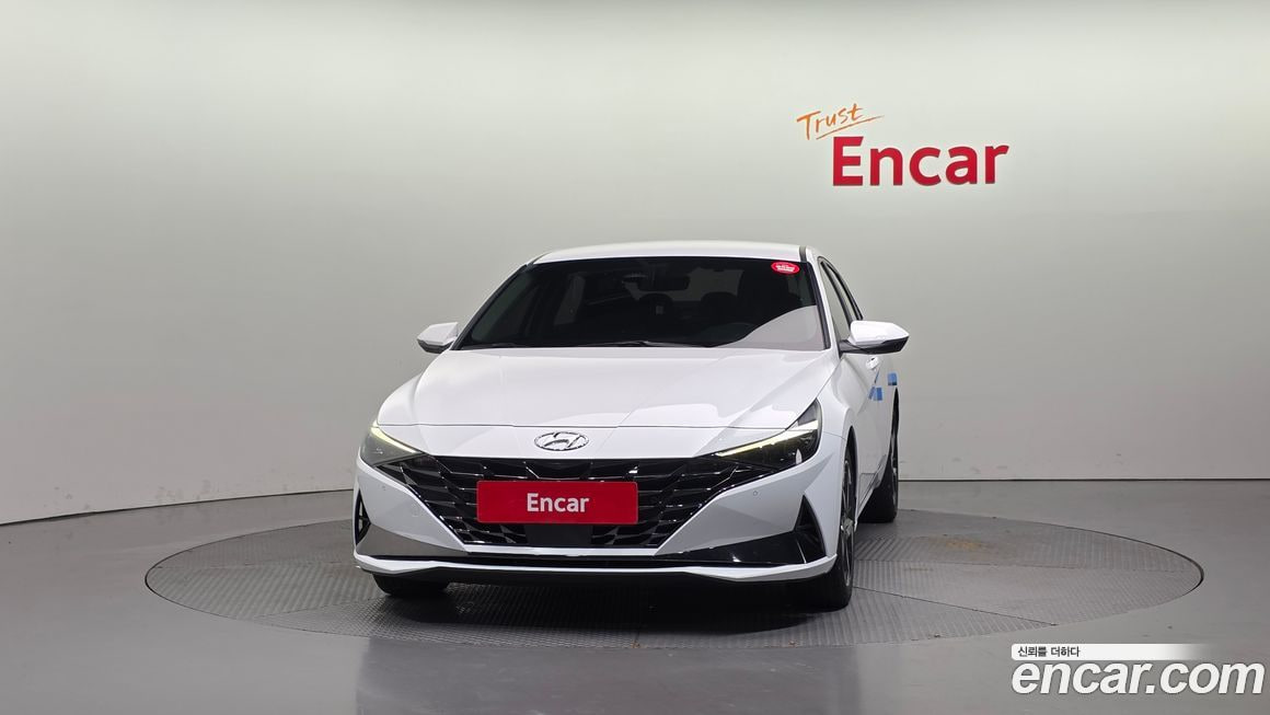 Hyundai AVANTE — фото 2