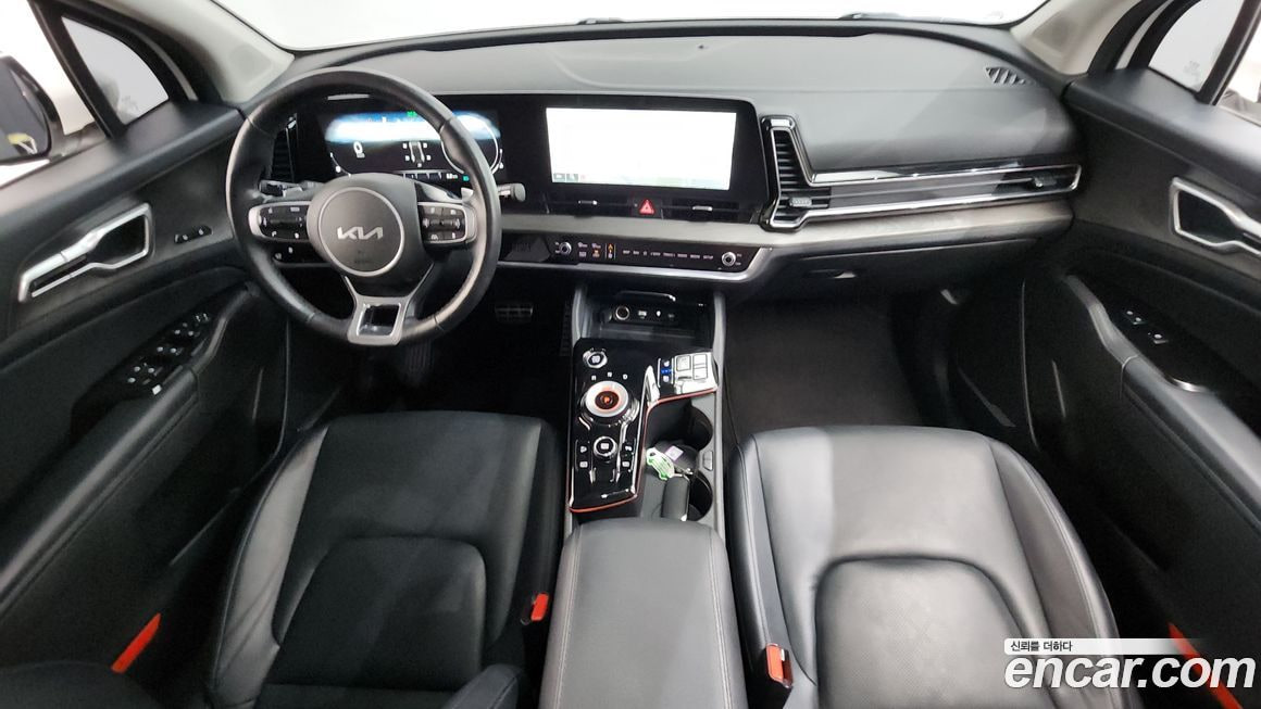 Kia Sportage — фото 12