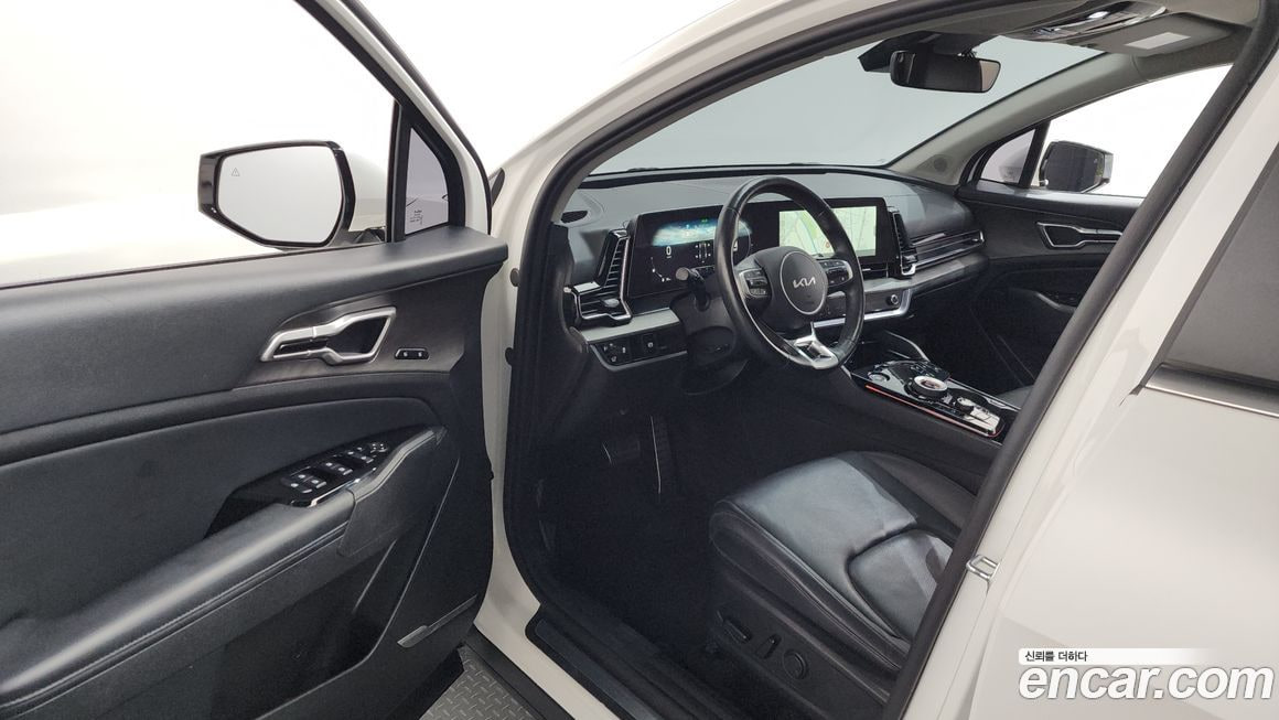 Kia Sportage — фото 13