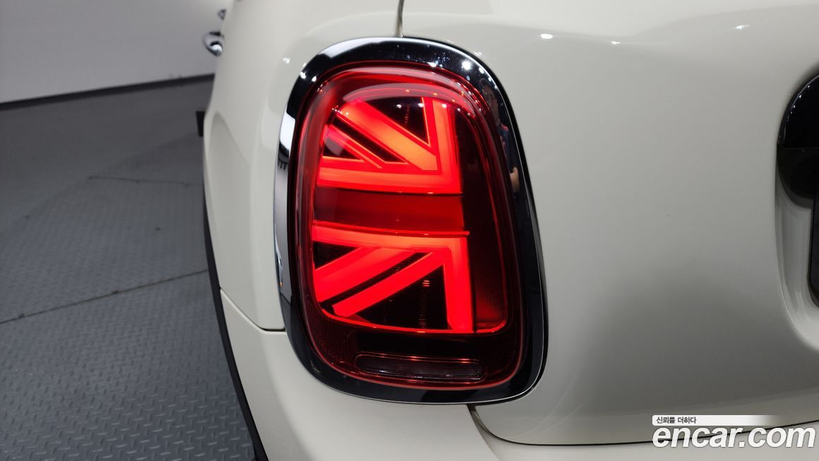 MINI Cooper — фото 10