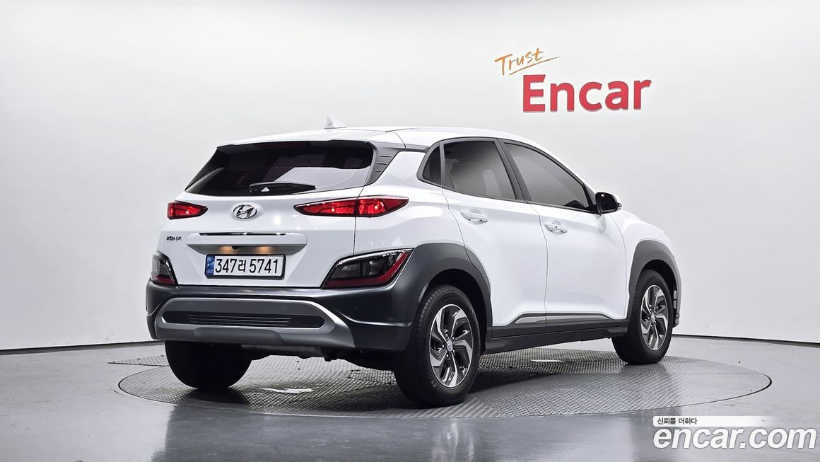 Hyundai Kona — фото 1