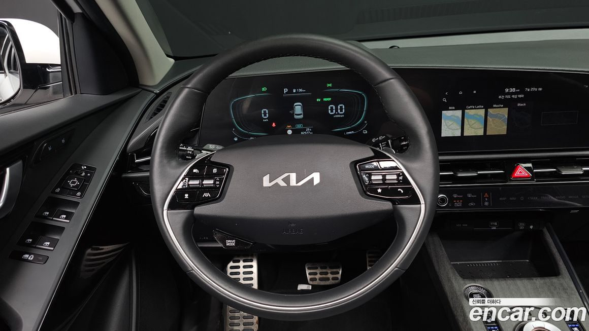 Kia Niro — фото 9