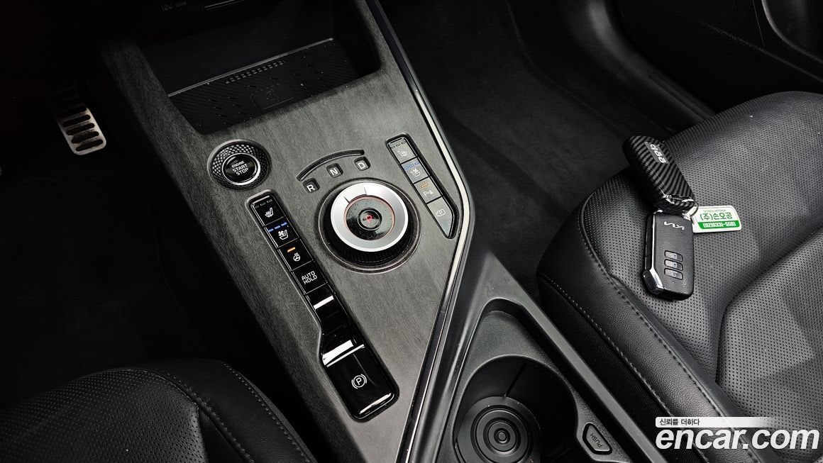 Kia Niro — фото 10