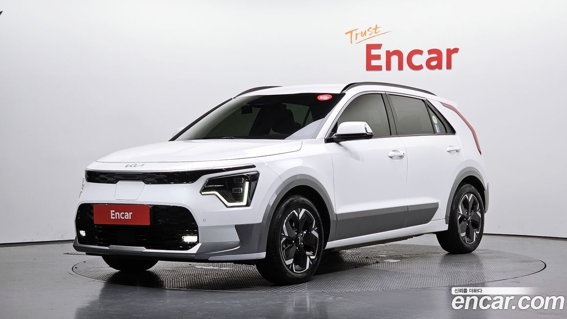 Kia Niro — фото 1