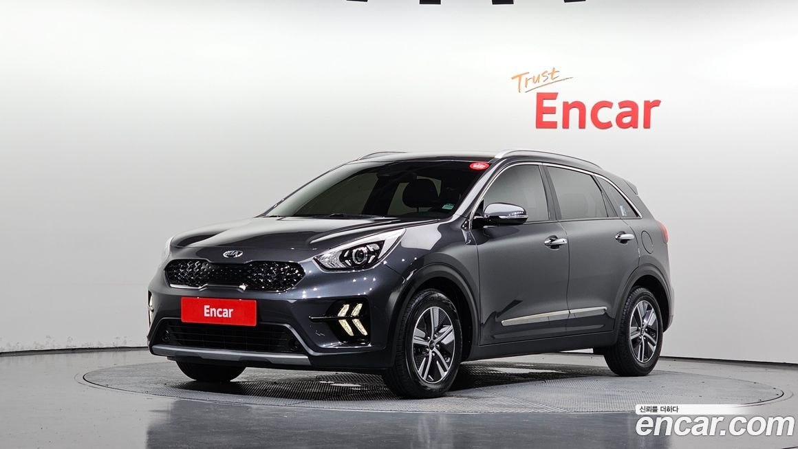 Kia Niro — фото 1