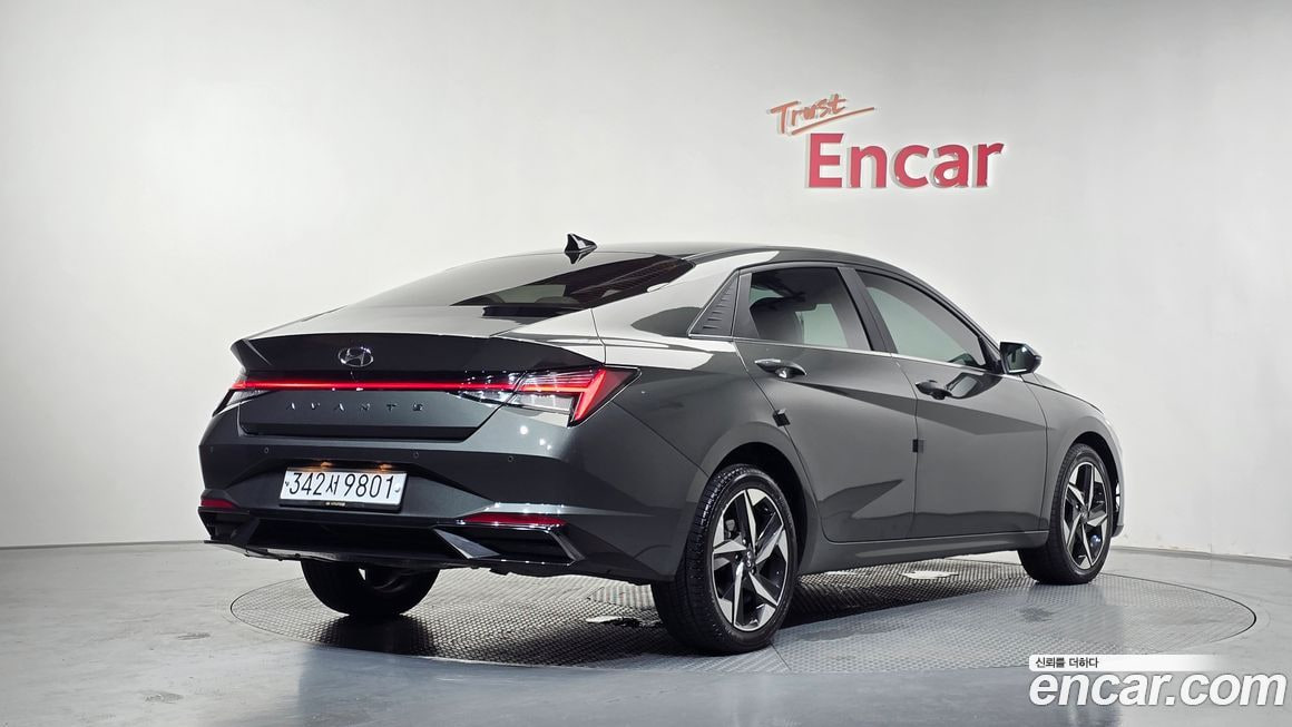 Hyundai AVANTE — фото 2